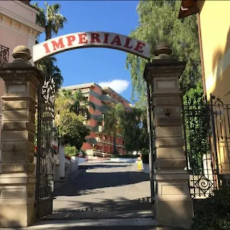 Petit Avec Classe Sanremo Exterior photo